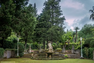 Precioso Jardín con la Serra como marco